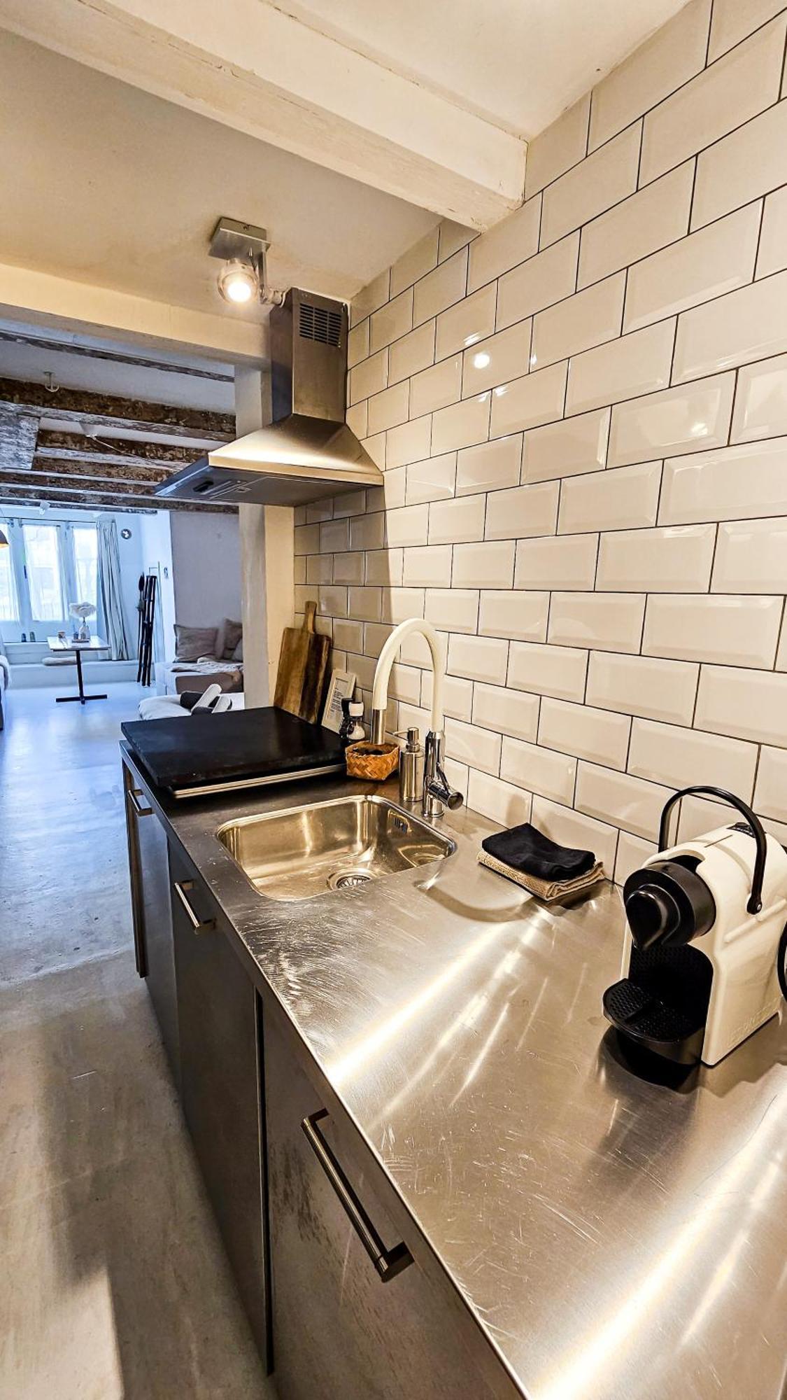 The White Wilde - Studio In A Historic Canalhouse From 1799 Amesterdão Exterior foto