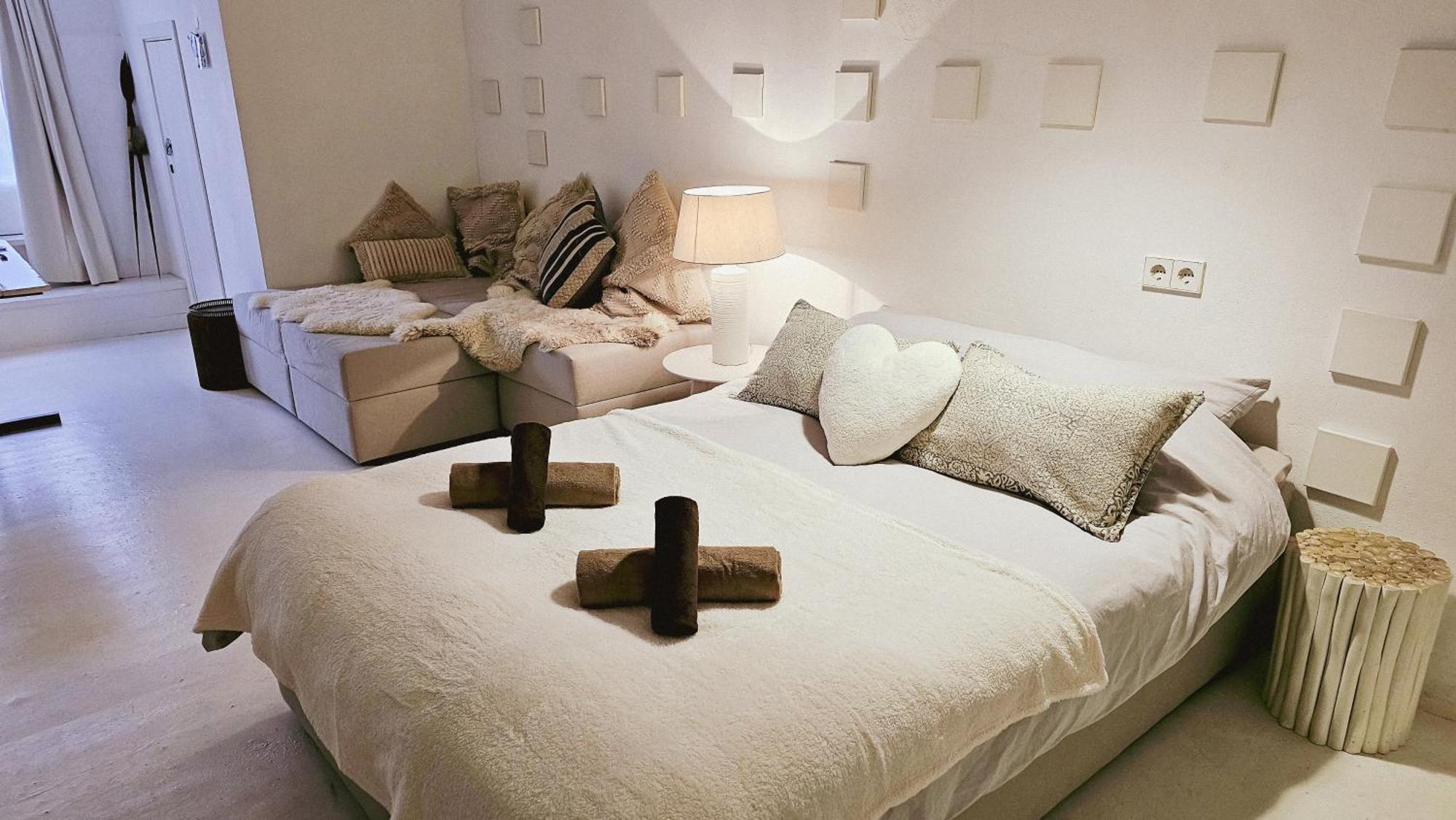 The White Wilde - Studio In A Historic Canalhouse From 1799 Amesterdão Exterior foto